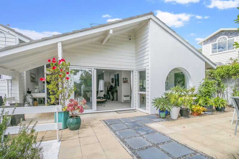 1/17 Cameron Street, Takapuna, Auckland - Carousel 2