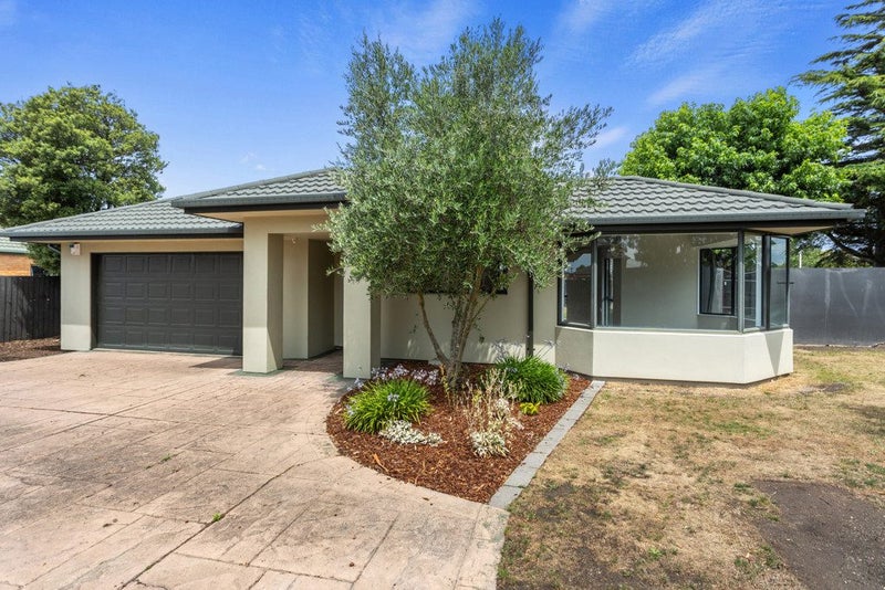 2 Anne Ward Lane, Burwood, Christchurch - Carousel 16