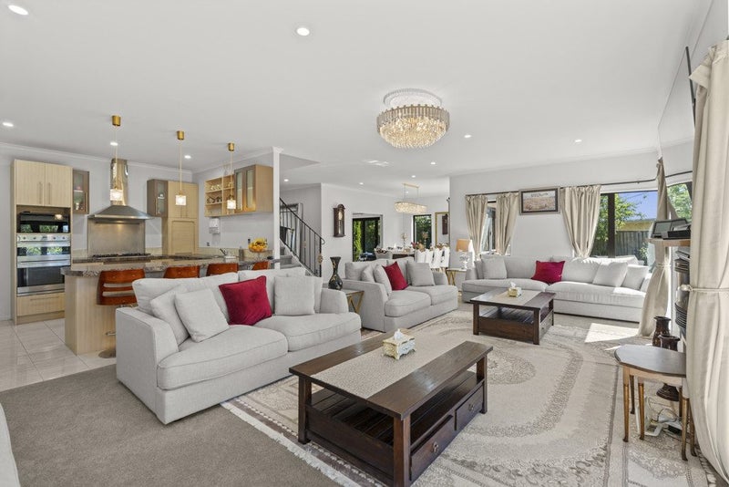 6 East Ellington Drive, Mairehau, Christchurch - Carousel 2