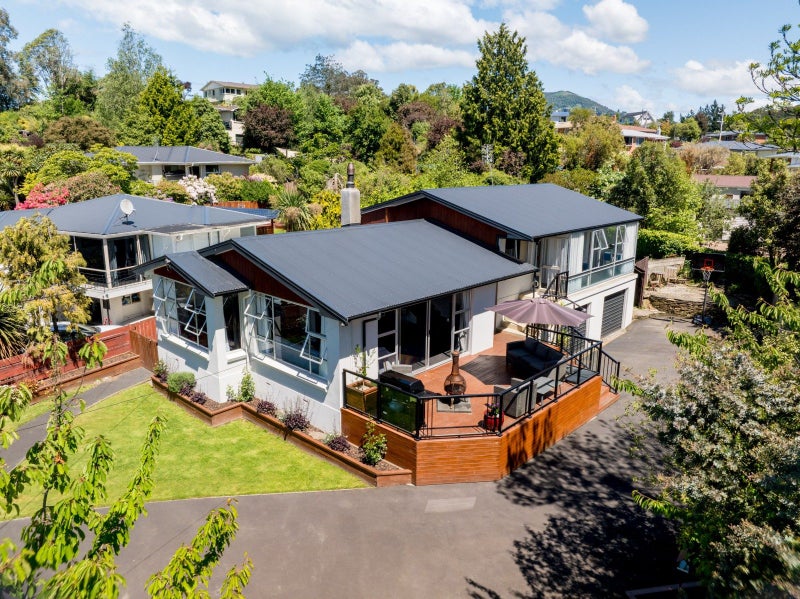 29 Flower Street, Fairfield, Dunedin - Carousel 1