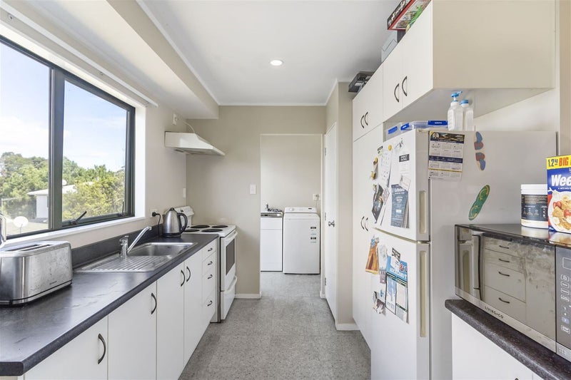 5 Kinvig Place, Ranui, Auckland - Carousel 1