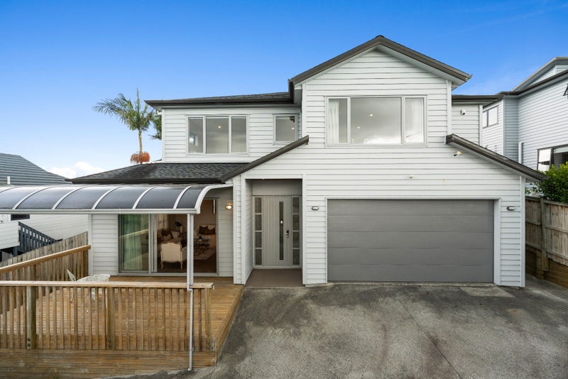 11A Matisse Drive, West Harbour, Auckland - Carousel 2