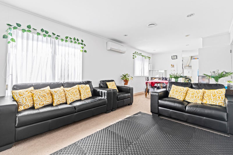 1/78 Palmers Road, Clendon Park, Auckland - Carousel 1