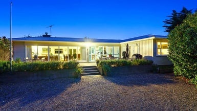 29 Hona Street, Waikanae Beach, Waikanae - Carousel 1