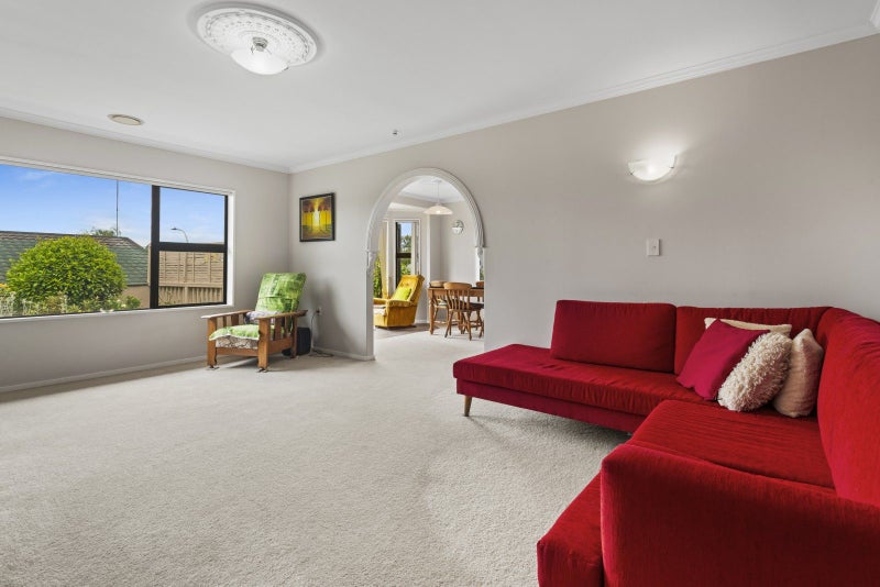 14B Esmeralda Street, Welcome Bay, Tauranga - Carousel 1