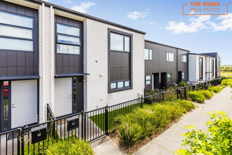 42 Brookview Drive, Flat Bush, Auckland - Carousel 2