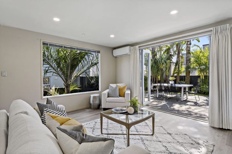 34 Esperance Road, Glendowie, Auckland - Carousel 1