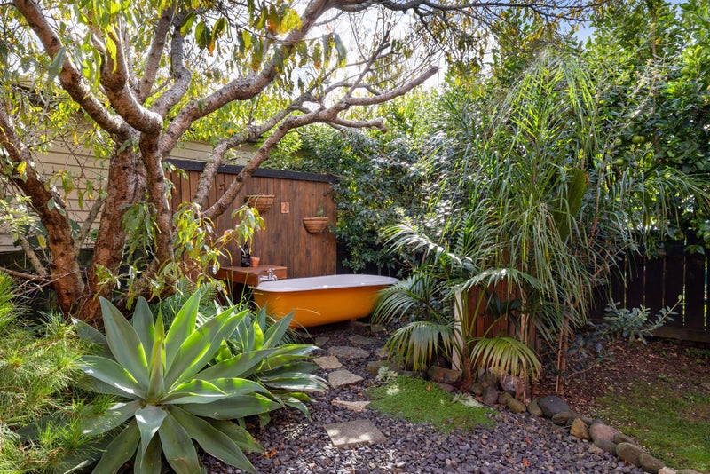 20 James Street, Raglan, Raglan - Carousel 2