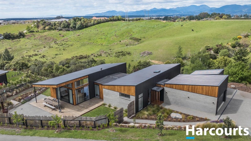 136 Redvale Road, Redwood Valley, Richmond - Carousel 1