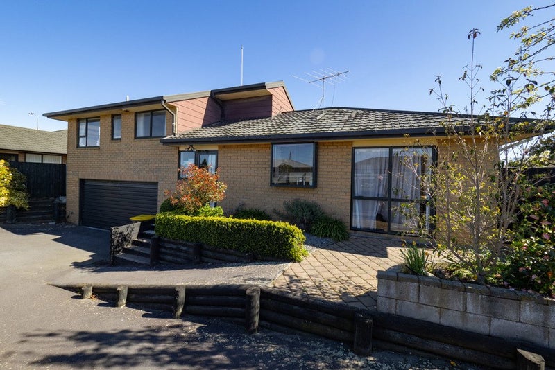 25 Peter Street, Ashburton - Carousel 1