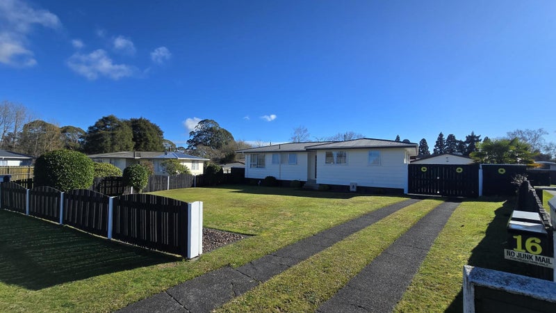 16 Lancaster Crescent, Tokoroa, Tokoroa - Carousel 1