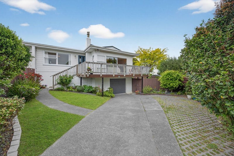 1/17 Rothwell Place, Sunnyhills, Auckland - Carousel 1