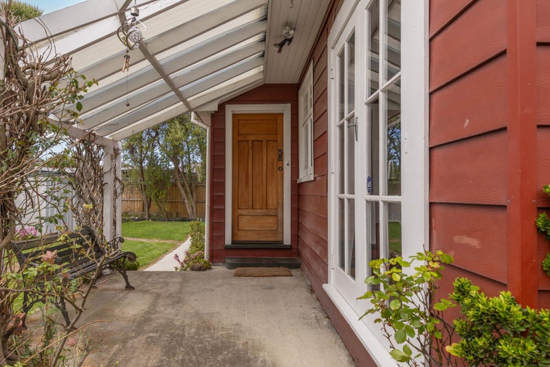 52 York Street, Waltham, Christchurch - Carousel 2