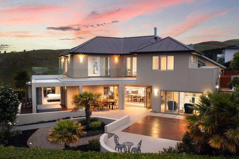 18 Old Barrow Heights, Huntsbury, Christchurch - Carousel 25