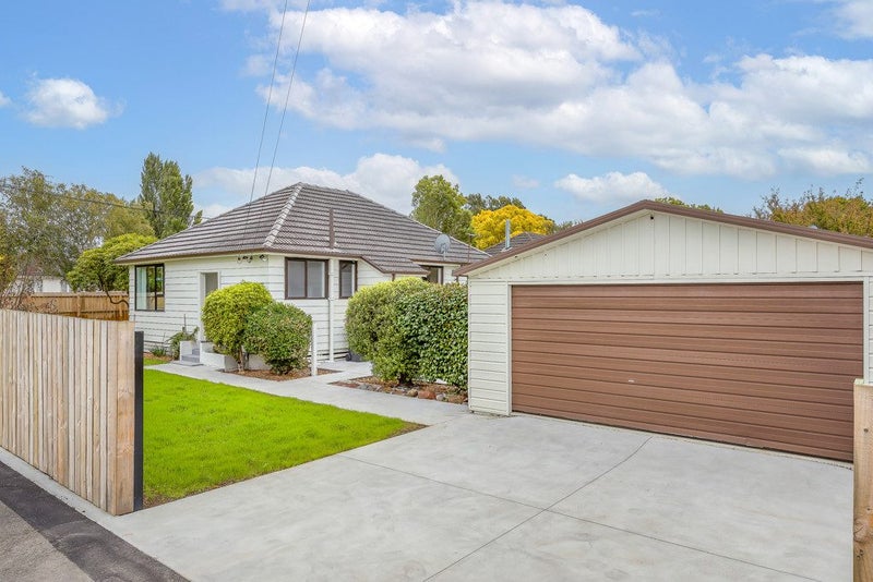 32 Bateman Avenue, Bryndwr, Christchurch - Carousel 2