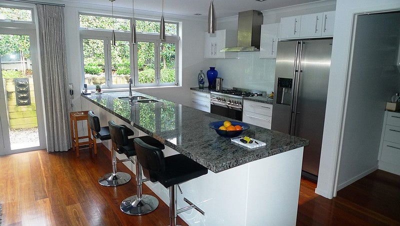 84 Vale Road, St Heliers, Auckland - Carousel 2