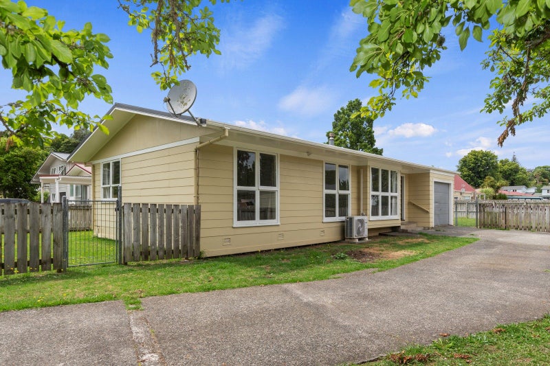 11 Ngaio Street, Onerahi, Whangarei - Carousel 1