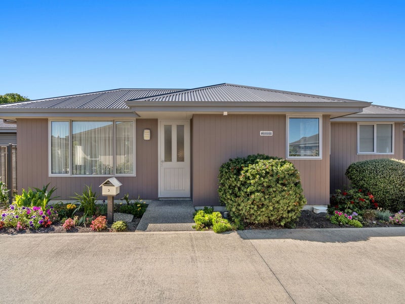 3 Holly Way, Tahunanui, Nelson - Carousel 1