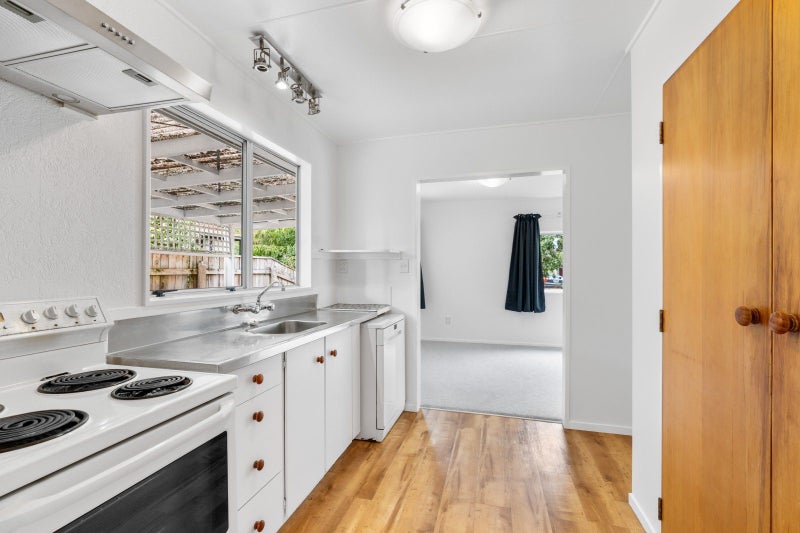14 Frederick Street, Carterton - Carousel 2