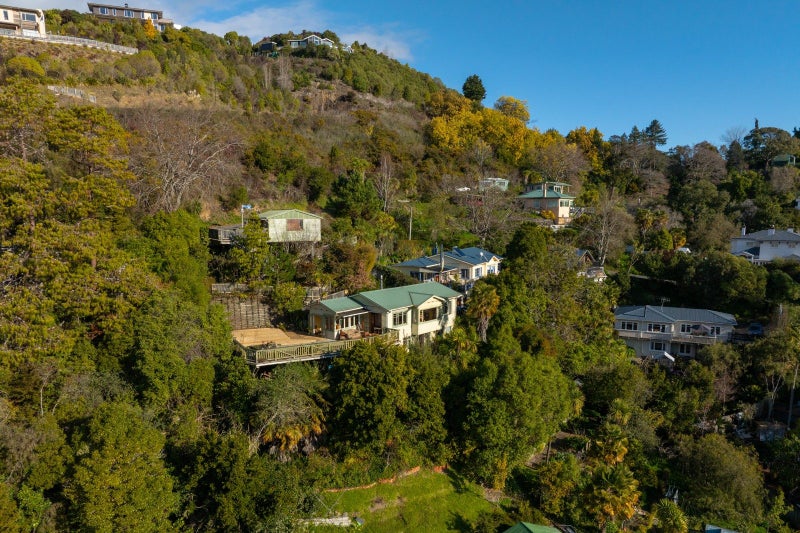 83 Cleveland Terrace, Nelson, Nelson - Carousel 21