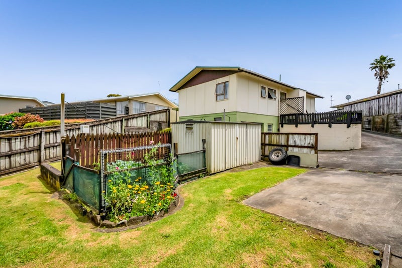 7 Tui Place, Bell Block, New Plymouth - Carousel 2