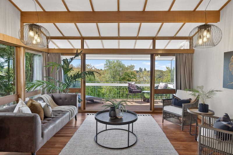 1 Dyers Pass Road, Cashmere, Christchurch - Carousel 1