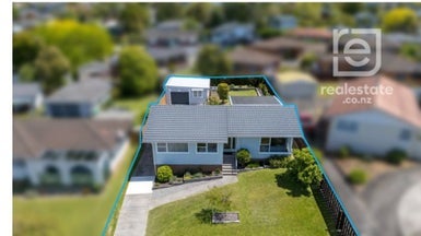 6 Thornlow Street, Glendene, Auckland - Carousel 1