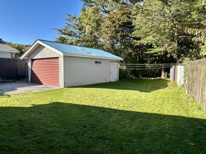 182 Jollie Street, Hokitika - Carousel 12