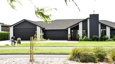 2 Alan Livingston Drive, Cambridge, Cambridge - Carousel 1