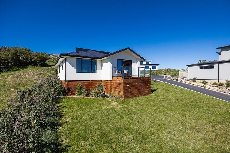 14 Sunset Terrace, Ocean Grove, Dunedin - Carousel 1