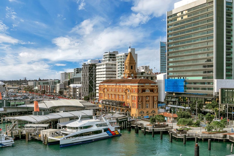 16/137 Quay Street, Auckland Central, Auckland - Carousel 2