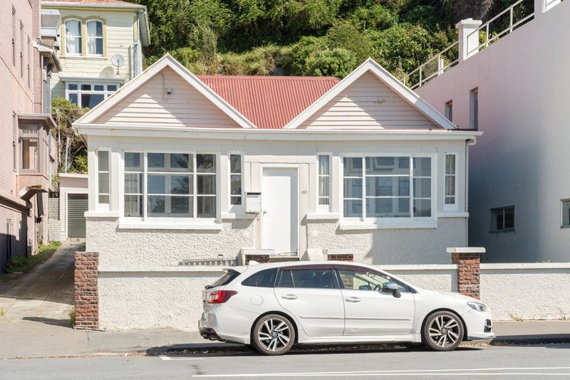 230 Oriental Parade, Oriental Bay, Wellington - Carousel 2