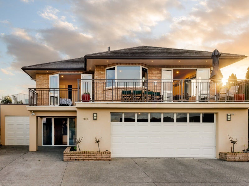 18B Highgrove Drive, Grandview Heights, Hamilton - Carousel 1