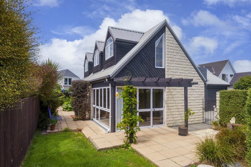 34 Townshend Crescent, Halswell, Christchurch - Carousel 1