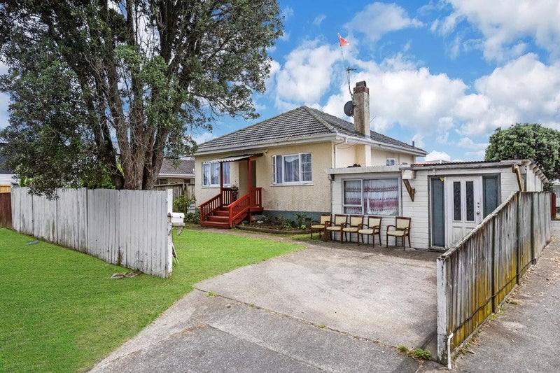 12 Gordon Road, Papatoetoe, Auckland - Carousel 1
