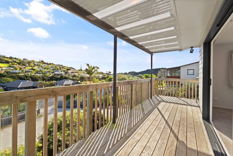 6 Loke Crescent, Coopers Beach, Coopers Beach - Carousel 2