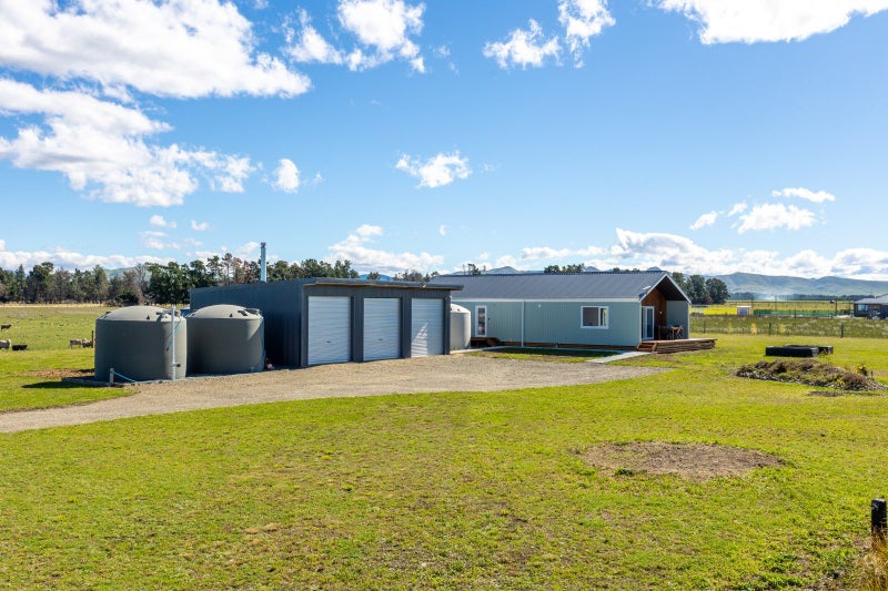86 Racecourse Road, Amberley, Amberley - Carousel 2