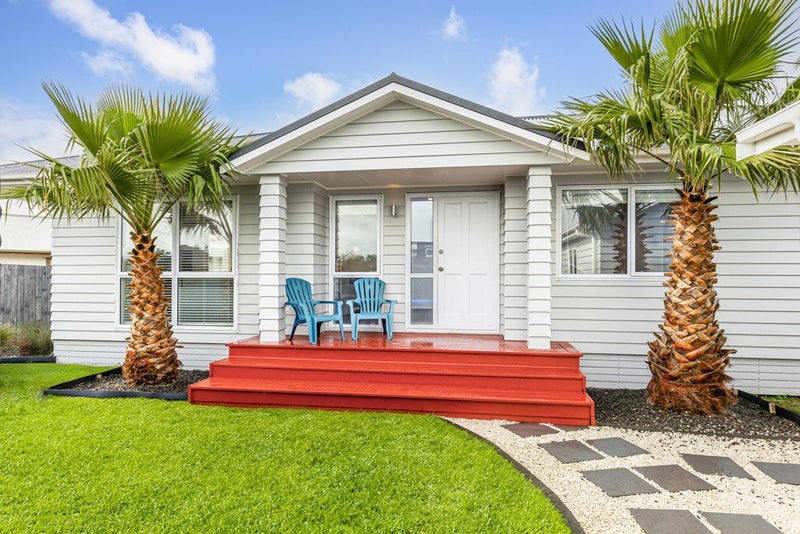 18 Aitkenhead Court, Parakai, Helensville - Carousel 1