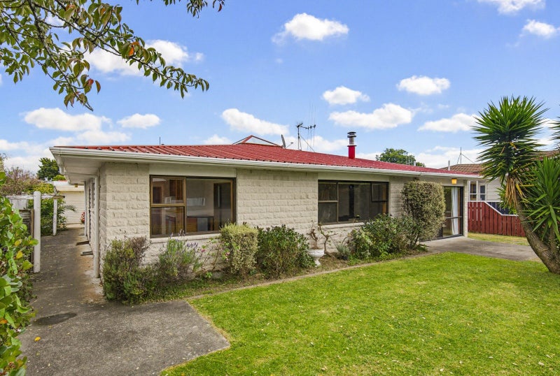 94 Kennedy Drive, Levin, Levin - Carousel 1