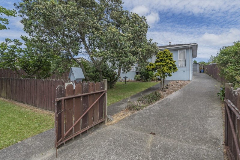 11 Starling Place, Ranui, Auckland - Carousel 2