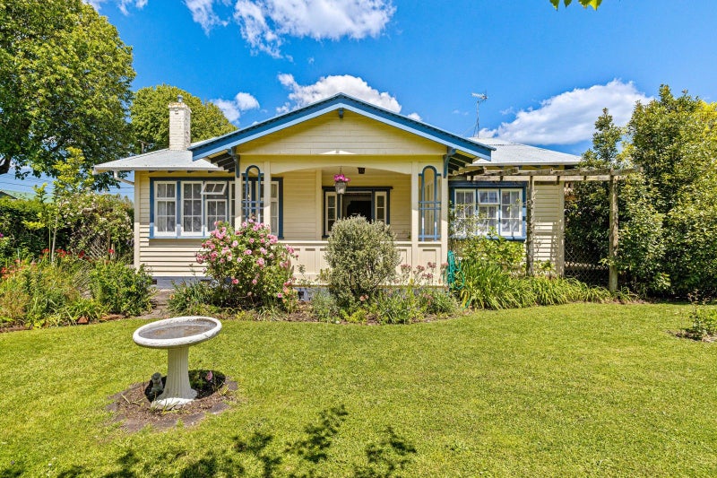 13 Kent Road, Saint Johns Hill, Whanganui - Carousel 1