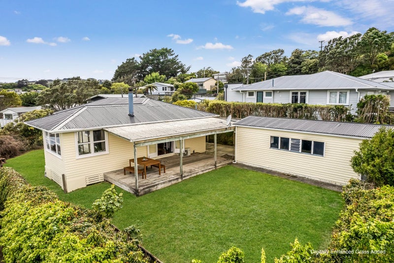 11 Beazley Avenue, Paparangi, Wellington - Carousel 2