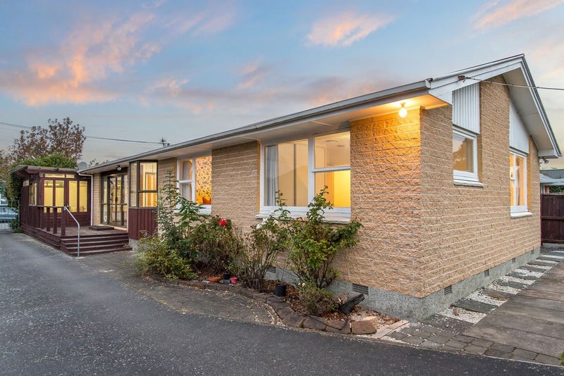 11 Dunster Street, Burnside, Christchurch - Carousel 1