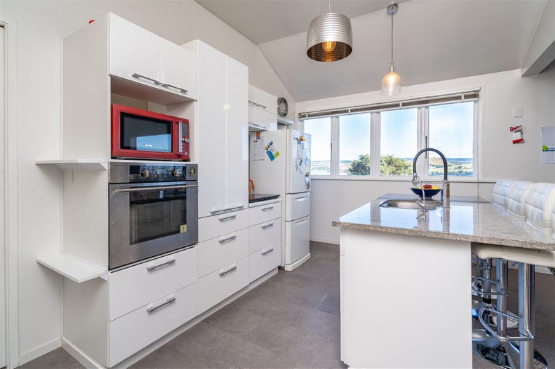 21 Castle Street, Waihola, Milton - Carousel 2