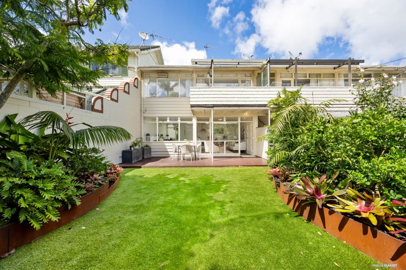 2/91 Speight Road, Kohimarama, Auckland - Carousel 1