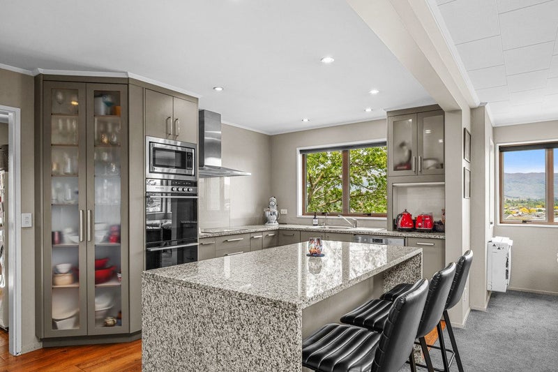 42 Glencarron Street, Alexandra, Alexandra - Carousel 2