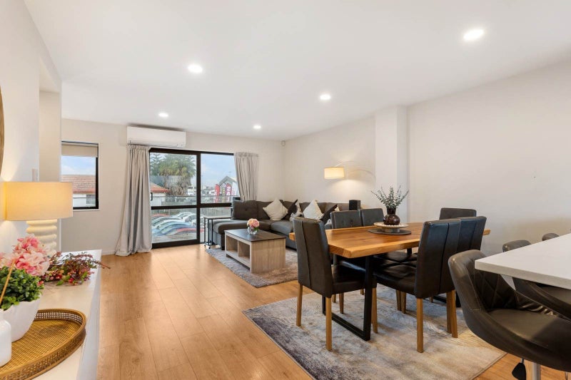 2/20 Charles Street, Papatoetoe, Manukau City, Auckland - Carousel 2