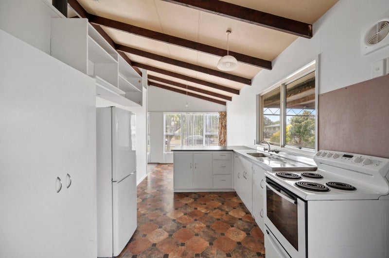 48 Dover Road, Flaxmere, Hastings - Carousel 2