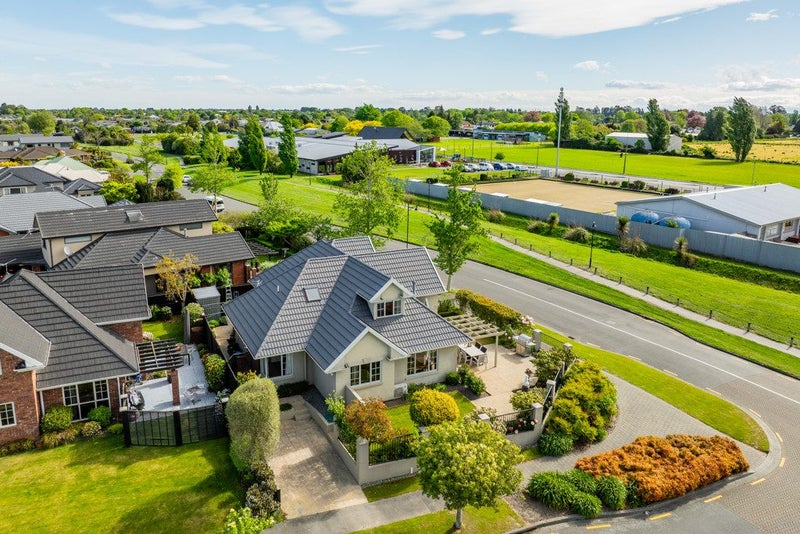 30 Glasnevin Drive, Casebrook, Christchurch - Carousel 23