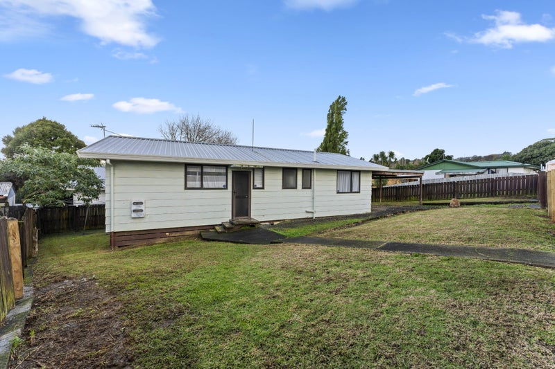 1/55 Redcrest Avenue, Red Hill, Papakura - Carousel 1